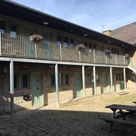 Swans Nest Aparthotel Холмфирт Екстериор снимка